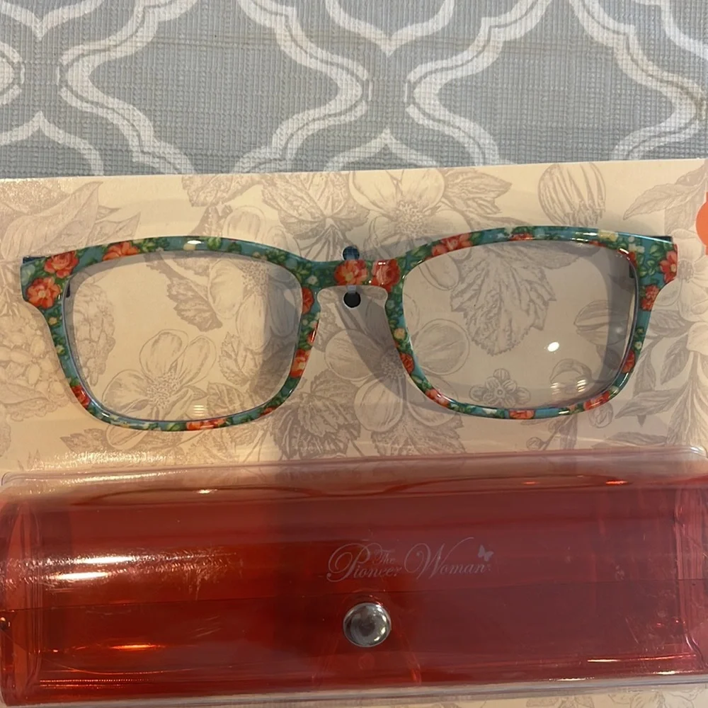 The Pioneer Woman vintage floral blue light screen protection glasses NEW